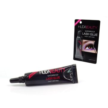 PEGAMENTO PARA PESTAÑAS